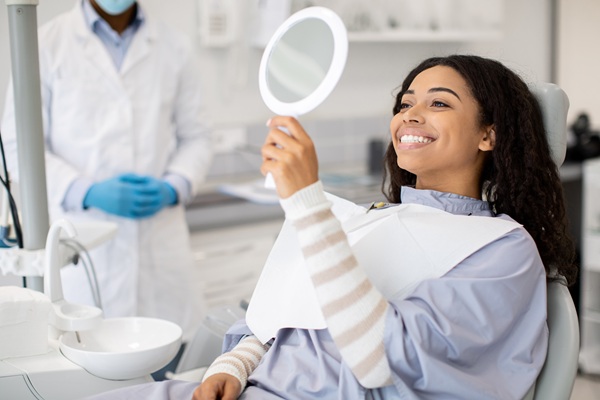 Your Cosmetic Dentist Can Repair Damaged Teeth